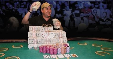 Learn More About Underdogs at the Poker Table .